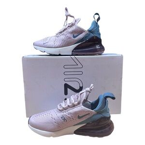 New Nike W AIR MAX 270 Size：5.5